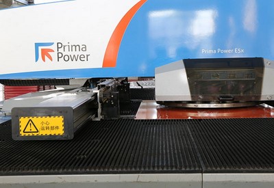 Poinçonneuse CNC